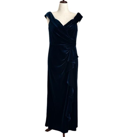 OLEG CASSINI Velvet Off-the-Shoulder Sheath Maxi with Ruffle Navy Size 14 - Picture 2 of 15